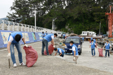 KT&G부산본부, 송정해수욕장 해변정화활동 진행