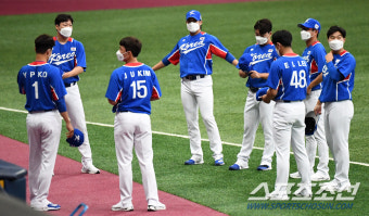 [포토] 대한민국 야구 대표팀 투수조 '훈련 전 미팅'