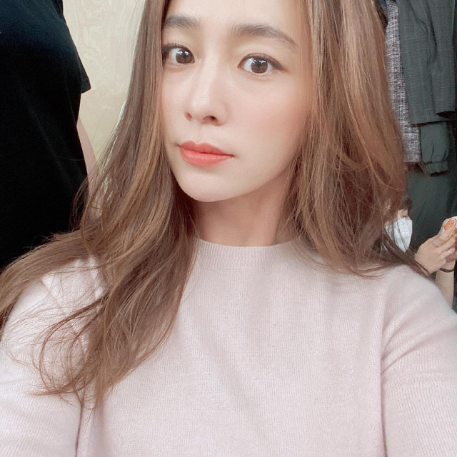 이병헌X이민정, 딸과 함께 행복한 일상 속에서 빛나는 모습
