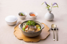 호텔 서울드래곤시티, 무더운 여름철 원기 회복 위한 보양식 출시