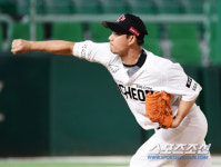 [포토] SSG 김상수 착한 피자 아저씨, 힘찬 투구