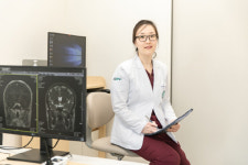 [슬의생 속 질환이야기-수두증] 갑작스런 인지장애·보행장애·요실금 증상…수술로 완치 가능