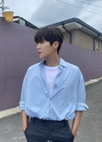 [공식]김선호 팬덤, 소속사 보다 먼저 