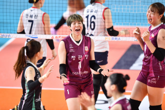 만원관중+이영택 감독 세트 퇴장, GS칼텍스-인삼공사 '신 라이벌' 매치로 탄생[대전 현장]
