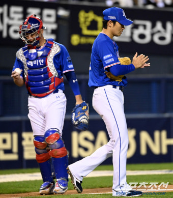 [포토] 백정현-강민호, 아쉽게 헌납한 실점