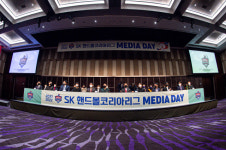 핸드볼코리아리그 팡파르, 올해도 어우두 vs 스쿼드 강화 새 물결