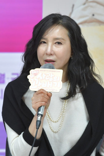 [SC현장] '사랑의 꽈배기' 황신혜X심혜진 투톱…23년만에 절친 호흡 '시청률 25%' 장담