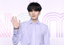 [공식]방탄소년단 슈가, 코로나19 확진…특별한 증상·타 멤버 접촉無(전문)