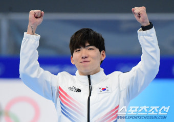 [포토] 정재원, 자랑스러운 매스스타트 은메달
