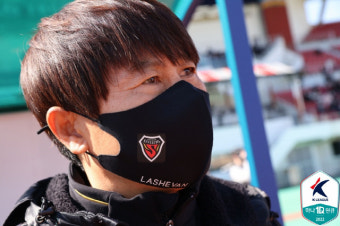 '연승 실패' 포항 김기동 감독 
