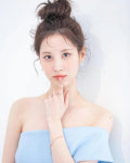서현, 가녀린 어깨 노출도 과감하게...청초 미모는 오늘도 열일 중