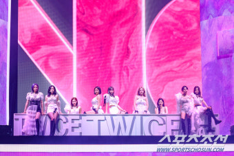 트와이스, 美 LA '뱅크 오브 캘리포니아 스타디움'에서 앙코르 콘서트 개최…양일간 4만 4000여 관객 입장