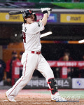 [인천 리뷰]굿바이 변비 타선! SSG 연패 탈출, 한화에 9-2 대승