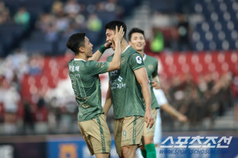 [K리그1 현장리뷰] 조규성 11호골 득점 공동선두, 팀 패배를 머리로 막았다