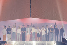 세븐틴, 콘서트 말미에 신보 예고…7월 정규 4집 리패키지 앨범 발매