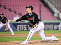 [포토] 고영표 승리를 향해 힘찬 투구