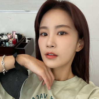 '39세' 김지민, 20대도 부러워할 백옥 피부...김준호도 감탄하겠어