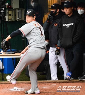 1군 복귀 문동주 21일 롯데전 선발등판…첫 풀타임 남지민은 89이닝 소화 일정 종료