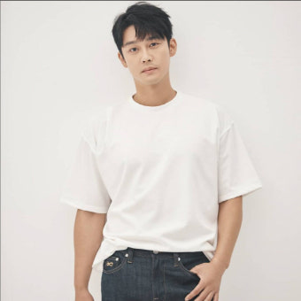 성혁, 비연예인 연인과 10월 21일 결혼 
