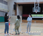 화이트보드 빼곡한 훈련기록 장애 벽X한계 허문 원팀방원中,서울림운동회 2관왕의 기록