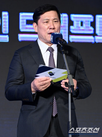 KBO 허구연 총재, 호주프로야구와 상호교류 위해 출국
