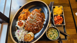 무공돈까스 공복이 없는 푸짐한 양과 맛도 분위기도 일품!