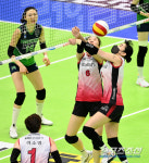 [포토] 박은진-염혜선, 서로 받으려다가!