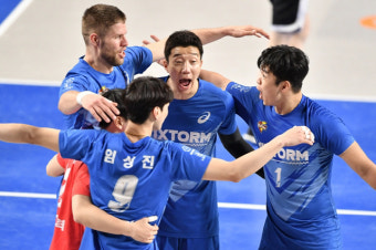 '중위권이 보인다' 한국전력, 현대캐피탈 꺾고 4위 맹추격[천안 리뷰]