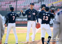 [포토] 두산-KT 시범경기 5-5 무승부