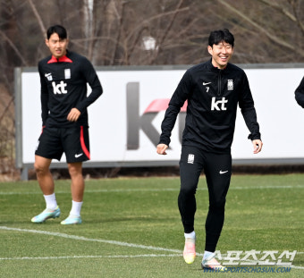 [포토] 손흥민-이강인, 즐거운 미소로 훈련