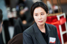 퀸메이커 문소리 빗자루 같은 머리 묶다가, 우생순 이후 첫 숏컷
