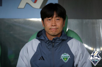 '2연패→4경기 무패' 반등 이끈 김두현 전북 감독대행 