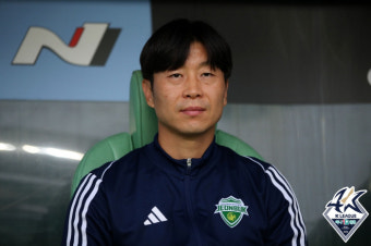 [현장코멘트] 전북 첫 연승 이끈 김두현 감독대행, 