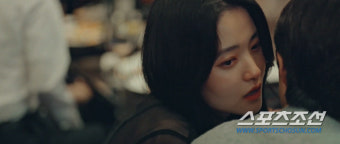 김태리-홍경, 넷플릭스 애니메이션 이 별에 필요한 속 커플 연기 화제!