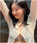 권은비 