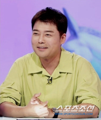 '원빈 동갑' 전현무, 상의 탈의 사진에 '충격'…