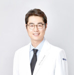 중장년 여성 주의해야 할 척추압박골절, 디스크와 차이는?