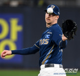 [포토] 페디 에이스의 여유