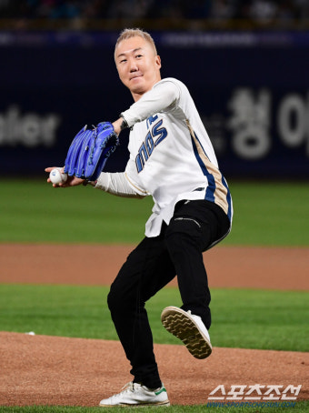 [포토] 노브레인 이성우 '힘찬 시구'