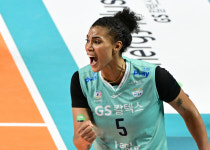 히잡 돌풍 1R만에 끝? 실바 34득점 GS칼텍스, 정관장에 셧아웃 완승…시즌 첫 연패 빠뜨렸다