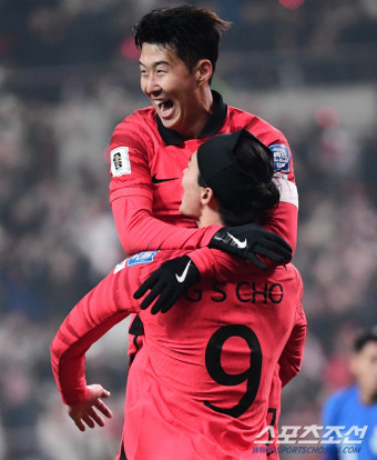 [싱가포르전 현장리뷰]'이강인 마법패스-손흥민 매크로골' 한국, '유럽파 펄펄' 5-0 대승 '북중미WC 향한 산뜻한 출발'
