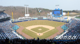 이정후가 직접 본 새 홈구장 오라클파크 삼성라이온즈파크와 비슷, 내 장점 살릴 수 있다
