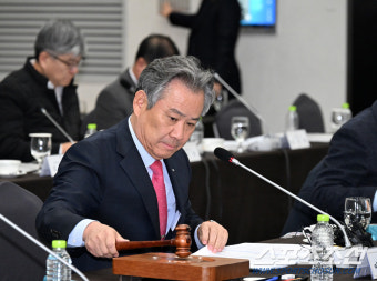 문체부,대한체육회 로잔사무소 설치 전격 승인 '한발 양보'...'전면전 선언' 이기흥 대한체육회장,다음 행보는?