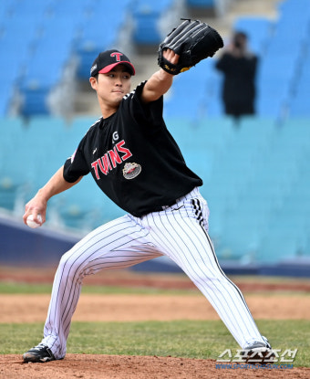 김현수-오스틴 랑데뷰 홈런+필승조 쾌투 LG,삼성에 3-0 승리. 레예스 3실점, 원태인 무실점 희비[대구 리뷰]