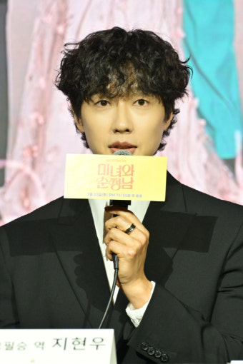 '대상 배우' 지현우 