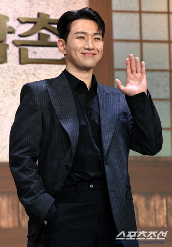[포토] 오승훈, '삼식이 삼촌' 함께했어요
