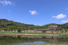 한국 골프 여행 가보자 이어지는 일-중 골퍼 발걸음, 골프장 K-골프로 불황타개?[위크엔드골프라이프]