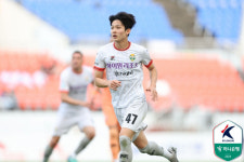 [제주 현장리뷰] '고등윙어' 양민혁 오늘도 공격포인트! 강원 파죽의 4연승 → 적지서 제주 2-1 꺾고 4위 점프