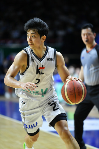 KBL 최고의 스타형제 허웅-허훈 결국 한솥밥, 스포츠전문에이전시와 동반계약