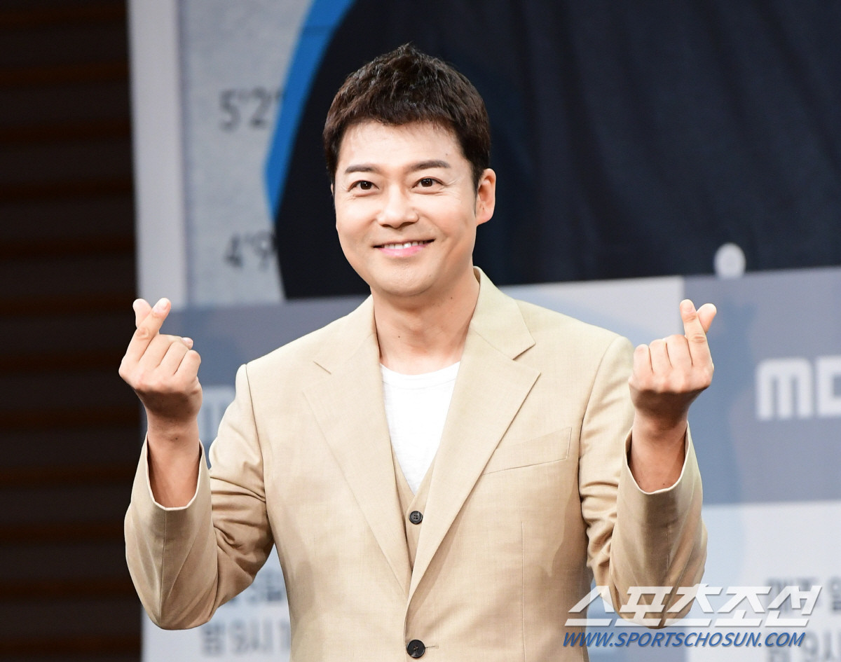 파리올림픽 은메달리스트 박혜정, 역도에 대한 열정으로 눈부신 활약